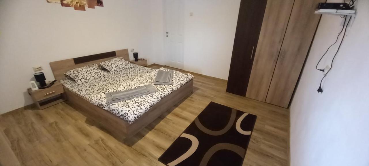 הוילה Ieşelniţa Casa Claudiu מראה חיצוני תמונה