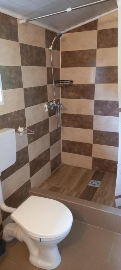 הוילה Ieşelniţa Casa Claudiu מראה חיצוני תמונה